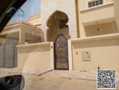 فرصة سكنية مميزة للايجار منطقة الروضة 1 فيلا للايجار –2 طوابق _منطقه حيويه بمناظر طبيعية ساحره إطلالة رائعة على علي فيو مفتوح علي مناظر