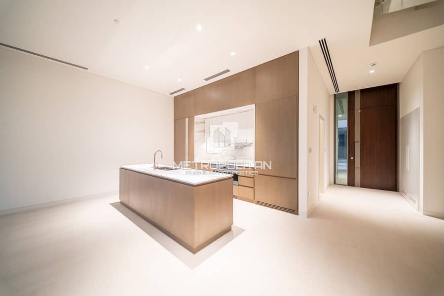Corner TH G+1Unit| Good Location| Motivated Seller - Fler