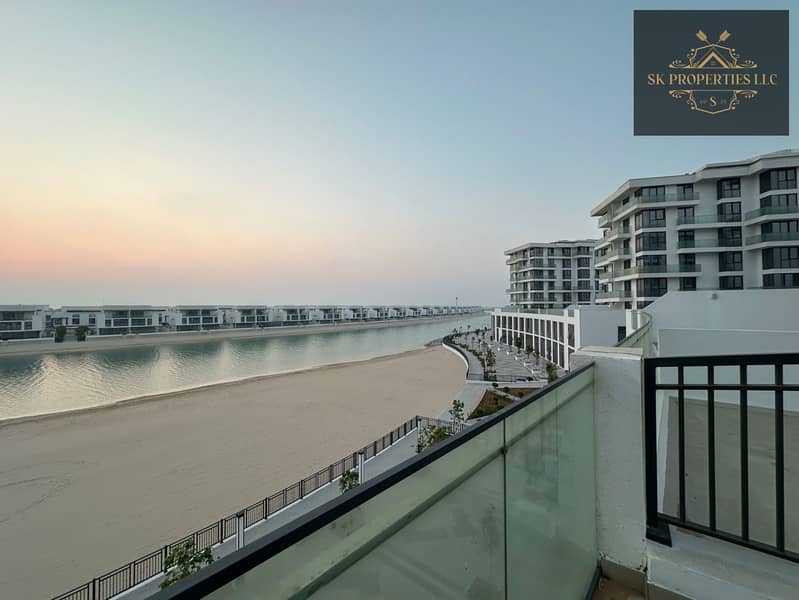 Spacious Studio | Sea View | Waterfront Community - Image 2