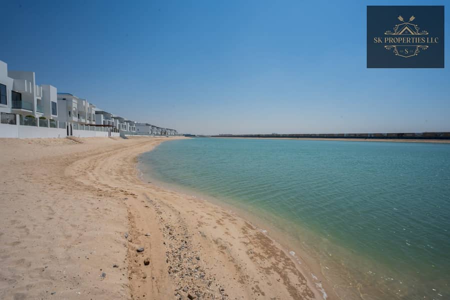 Spacious Studio | Sea View | Waterfront Community - Image 3