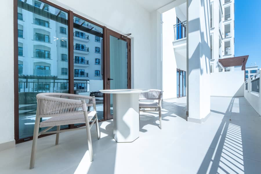 7 Balcony 2. jpg