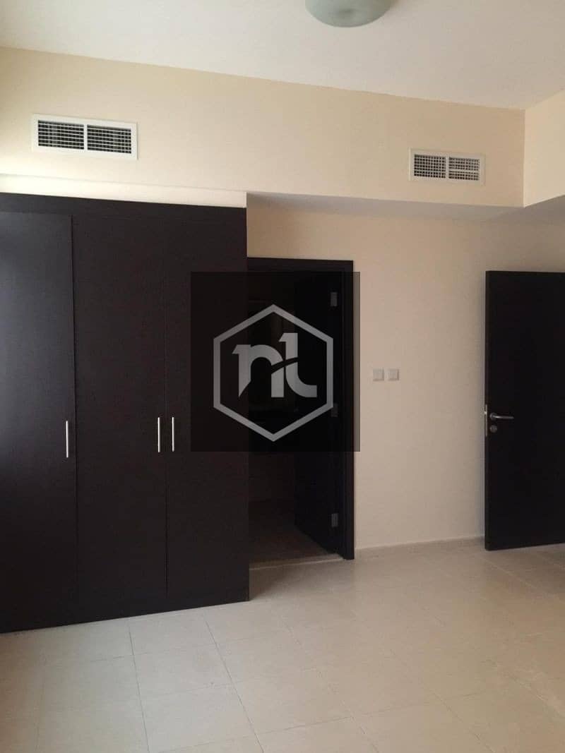 LARGE 2 BED ROOM WITH BALCONY AND PARKING IN QUEUE POINT.DUBAI LAND