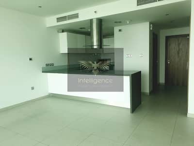 Modern Flat with Pool View! Vacant Soon! Modern Flat with Pool View! Vacant Soon!