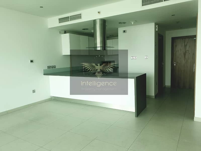 Modern Flat with Pool View! Vacant Soon! Modern Flat with Pool View! Vacant Soon!