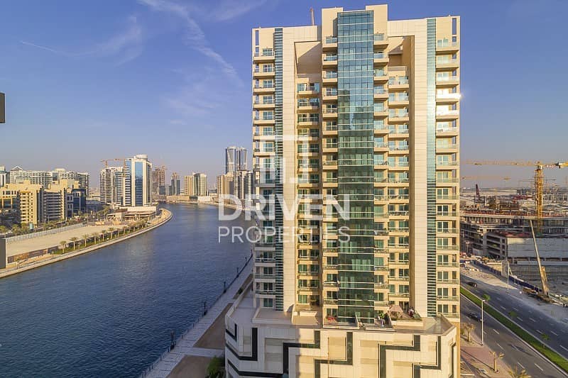 1 Bed Apt with Canal view | Kitchen Equipped