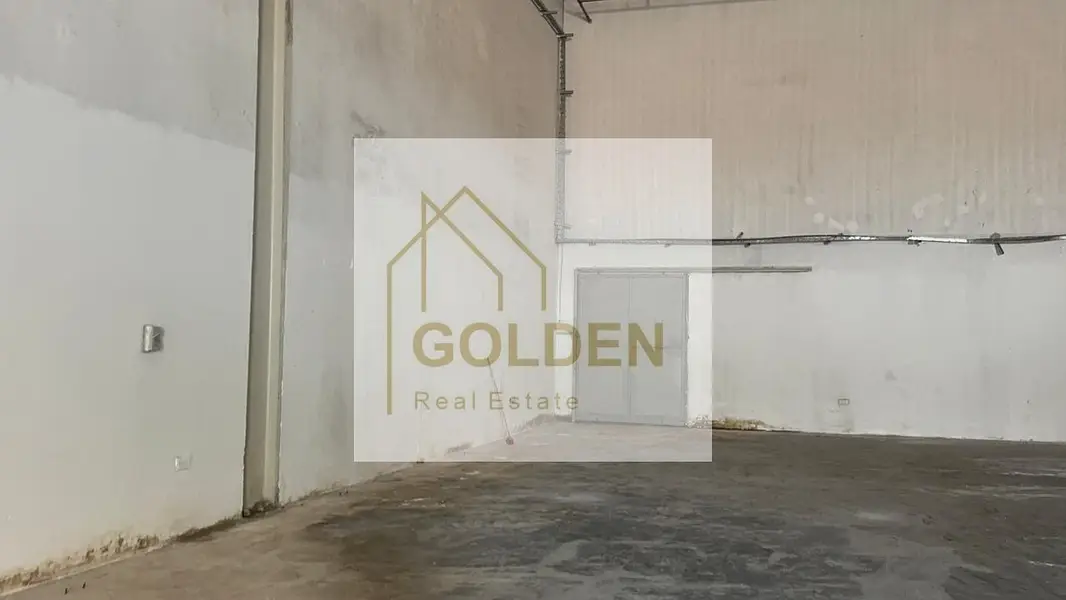 Warehouse with Showroom and Mezzanine for Lease in New Industrial Area – Umm Al Quwain - View 5
