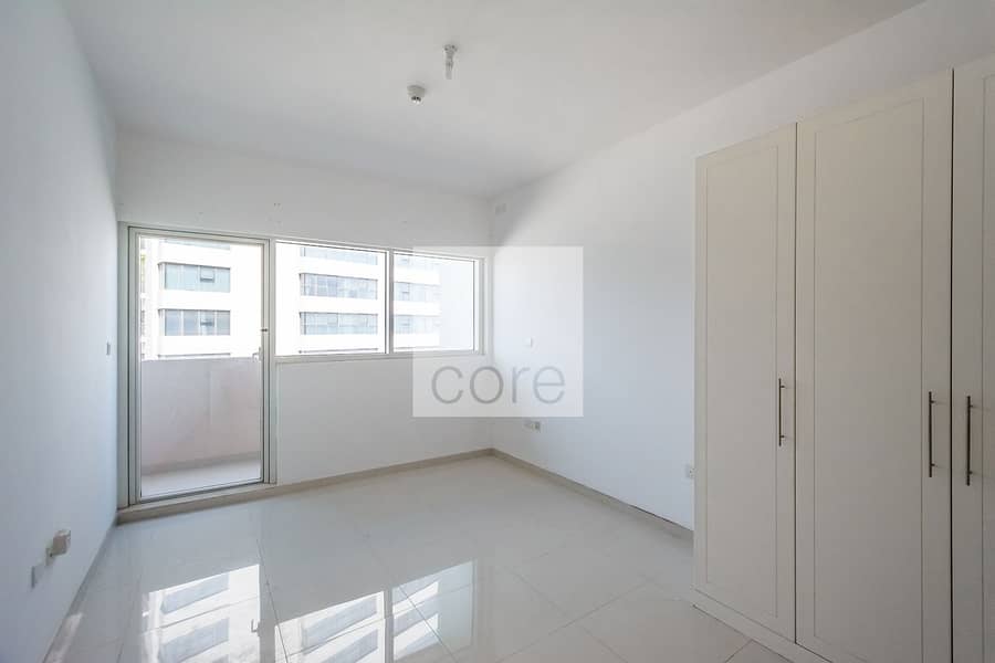Full Sea View 3BR Apt  With Huge Balcony