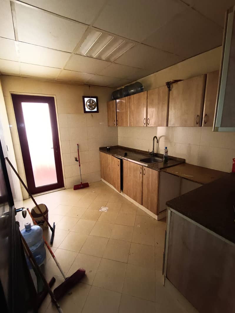 First occupant, balcony, spacious layout, open view, family-only ...