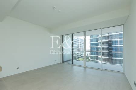 Mid Floor | Sea Views | Vacant On Transfer | PJ Mid Floor | Sea Views | Vacant On Transfer | PJ