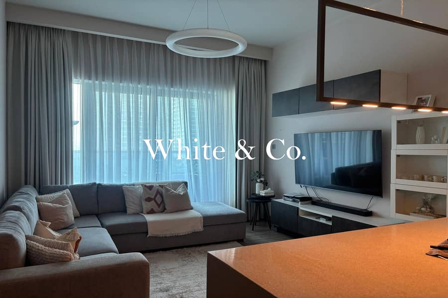 Vacant Now | Lake View | Fully Furnished Vacant Now | Lake View | Fully Furnished