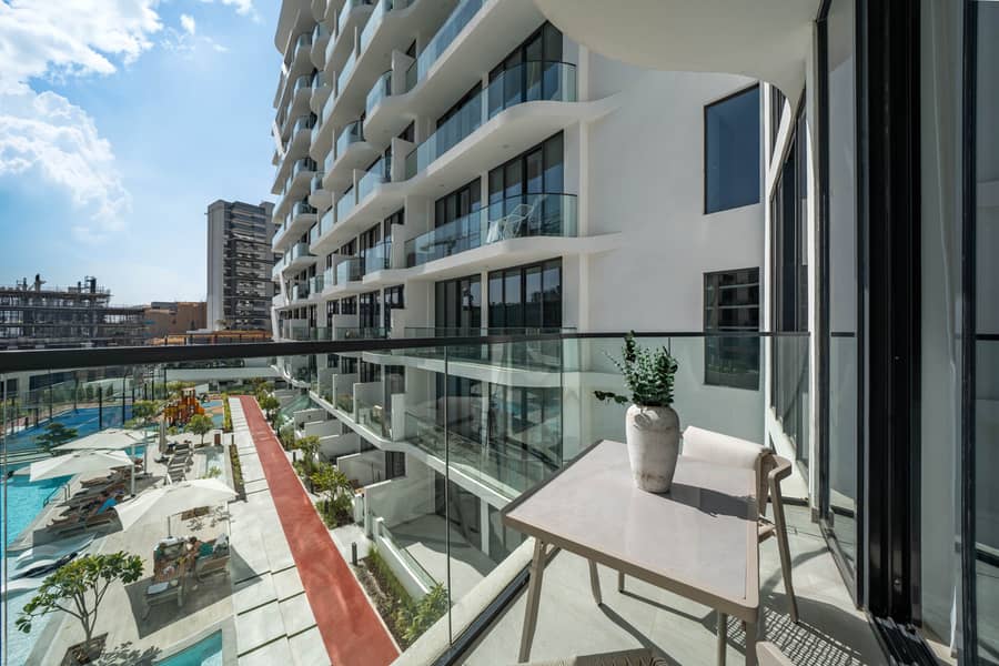 9 324, Oxford Gardens-2. jpg