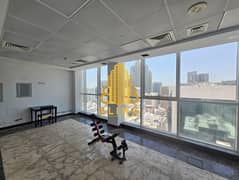 شقة في شارع حمدان 1 غرفة 70000 درهم - 14313847