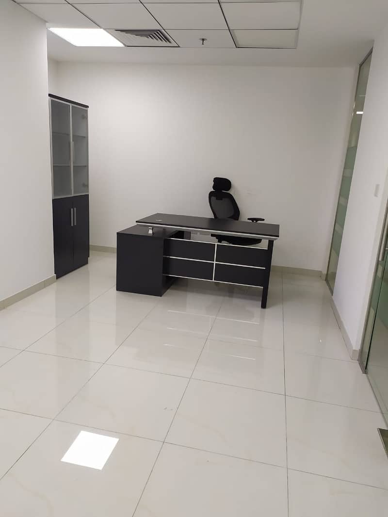 FULLY FURNISHED LUXURY OFFICE