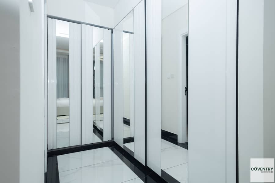 Spacious 2BR | Business Bay | Pool & Gym Access - Image 11