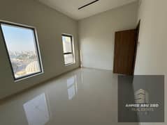 ارقى ثلاث غرف وصاله للإيجار السنوي بالنعيميه 1 بجوار مدرسة الحكمه بناء جديد اول ساكن صاله واسعه 3 حمام مطبخ بمساحه ممتازه خزائن وبلكون وتكييف مركزى