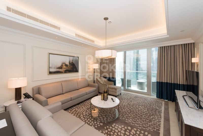13 Spacious Studio with the Best views of Burj