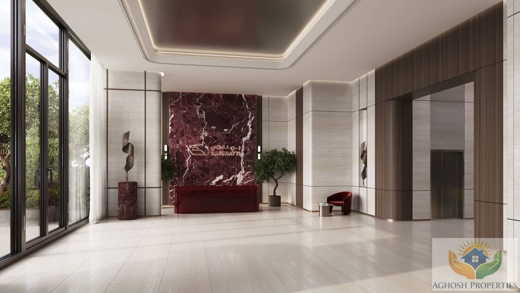 8 Ruby_Lobby_C01_Post. jpg