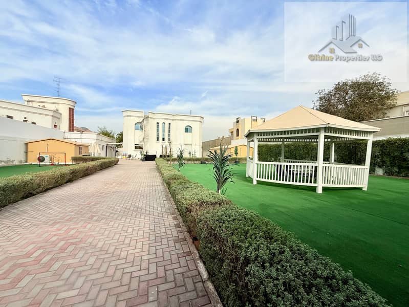 Huge Garden | 5 Master BR | Covered parking