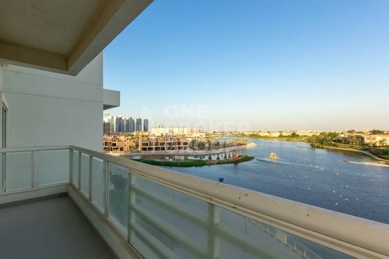 Corner unit | overlooking water | Motivated seller Corner unit | overlooking water | Motivated seller