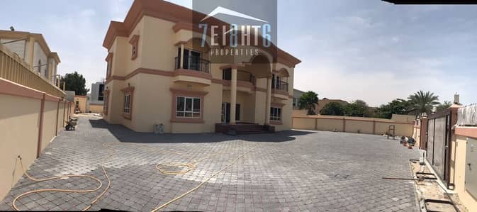 Exceptional value: 5 b/r beautifully presented independent villa + maids room + drivers room + large stunning garden Exceptional value: 5 b/r beautifully presented independent villa + maids room + drivers room + large stunning garden