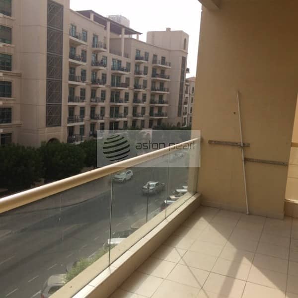 Spacious 2 Br+Big Balcony with Nice view