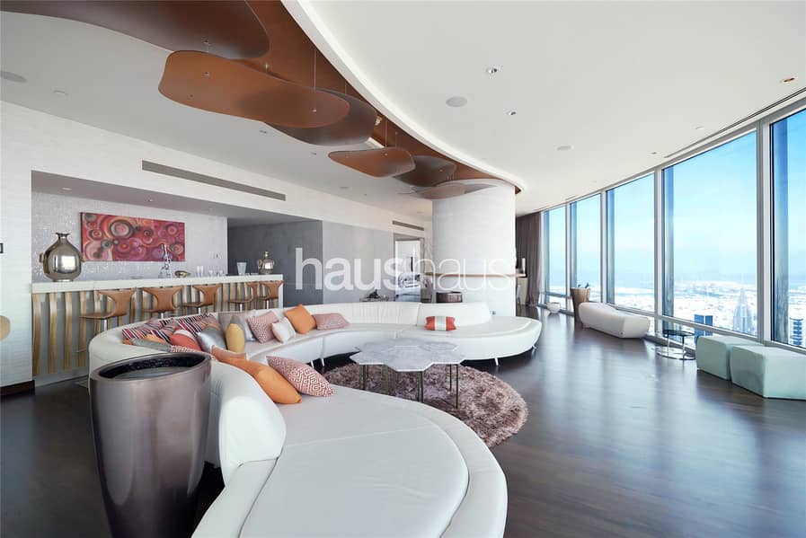 Stunning Penthouse | One of a Kind | Luxury Living | Bayut.com - One-Of-A-Kind Penthouse With Unobstructed View