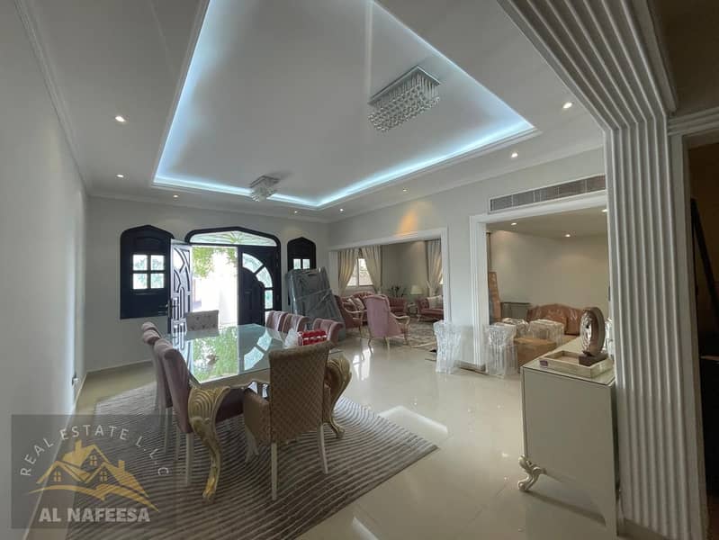 10 40768104-1c5f-4578-bf8c-86dbc6724ffd. jpg