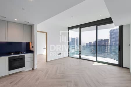 2 Bedroom Flat for Rent in Business Bay, Dubai - Modern | Brand New | Full Canal View | Vacant