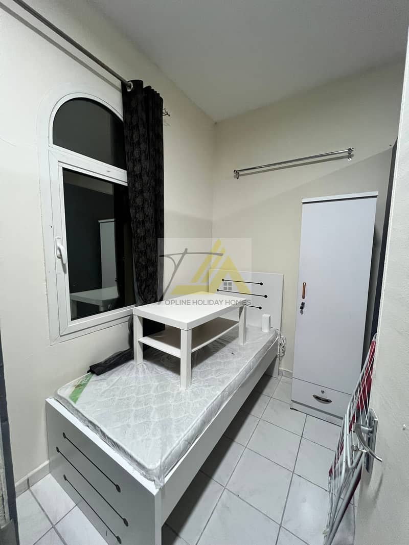 Partition for ladies