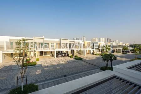 3 Bedroom Townhouse for Rent in Tilal Al Ghaf, Dubai - Single Row | Close to Amenities | Private Garden