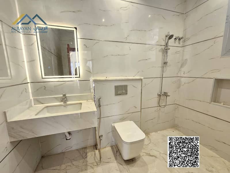 8 227e93c3-96bd-4552-86bc-8f7f7e9a6115. jpg