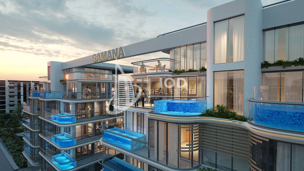 14 BalconyShot. jpg