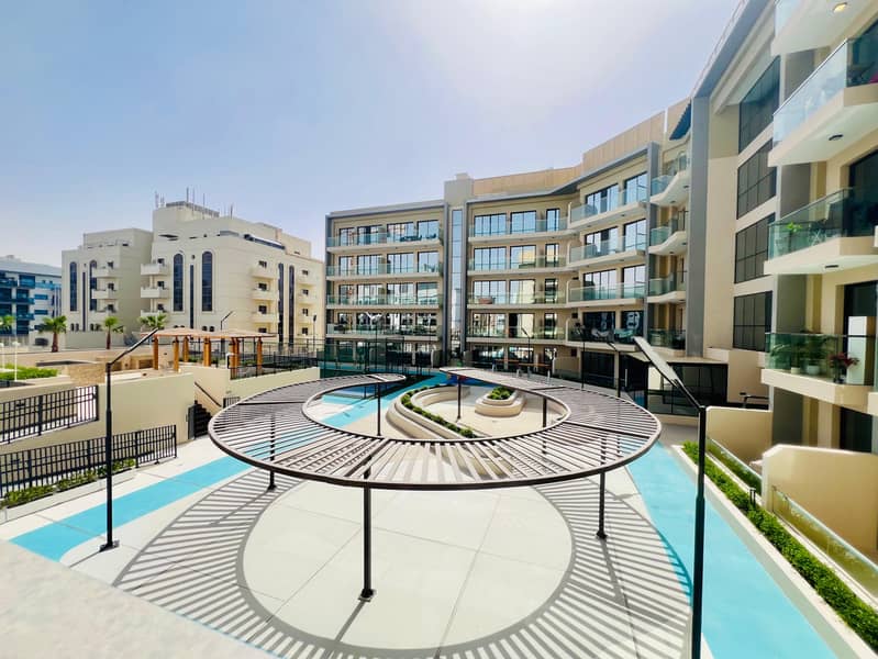 Elegant Apartment || Huge size vacant || Full facilities building