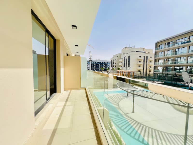 Elegant Apartment || Huge size vacant || Full facilities building