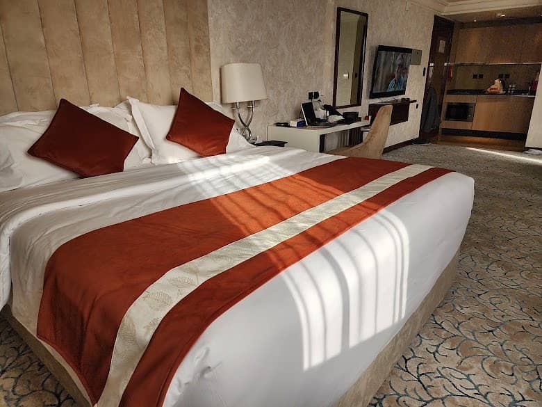 Stylish and Spacious Furnished Studio Apartment in Dubai Marina