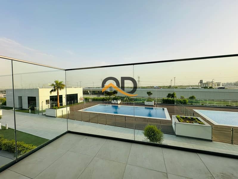 Pool View || Vacant On Transfer || Below Market Price Deal