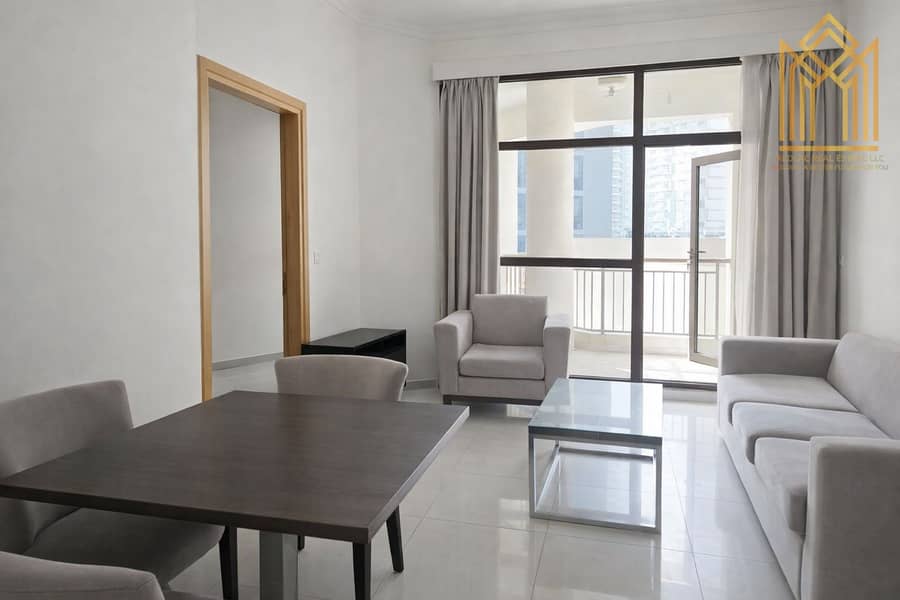 5 LINCOLN PARK A LIVING AREA 2. png