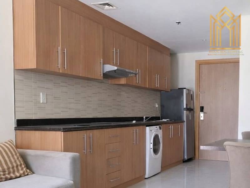 6 LINCOLN PARK A LIVING DINING & KITCHEN. jpeg