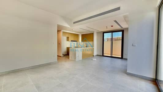 4 Camere Townhouse in Vendita a Dubailand, Dubai - 053a6ab2-0965-4b52-b993-f69f09273974. jpeg 4 Camere Townhouse in Vendita a Dubailand, Dubai - 053a6ab2-0965-4b52-b993-f69f09273974. jpeg