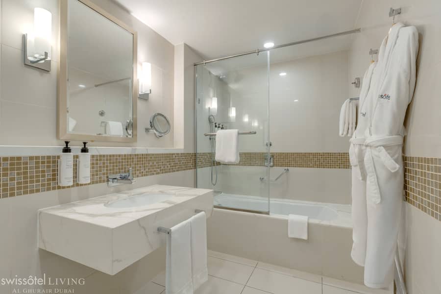 9 H1P9_2_bedroom_apartment_bathroom. jpg