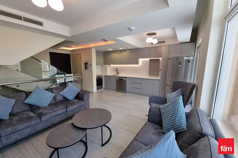 Upgraded & Furnished | Corner Unit | Big Basement Upgraded & Furnished | Corner Unit | Big Basement