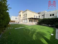 Stunning 6-BR Villa with Private Garden and Pool