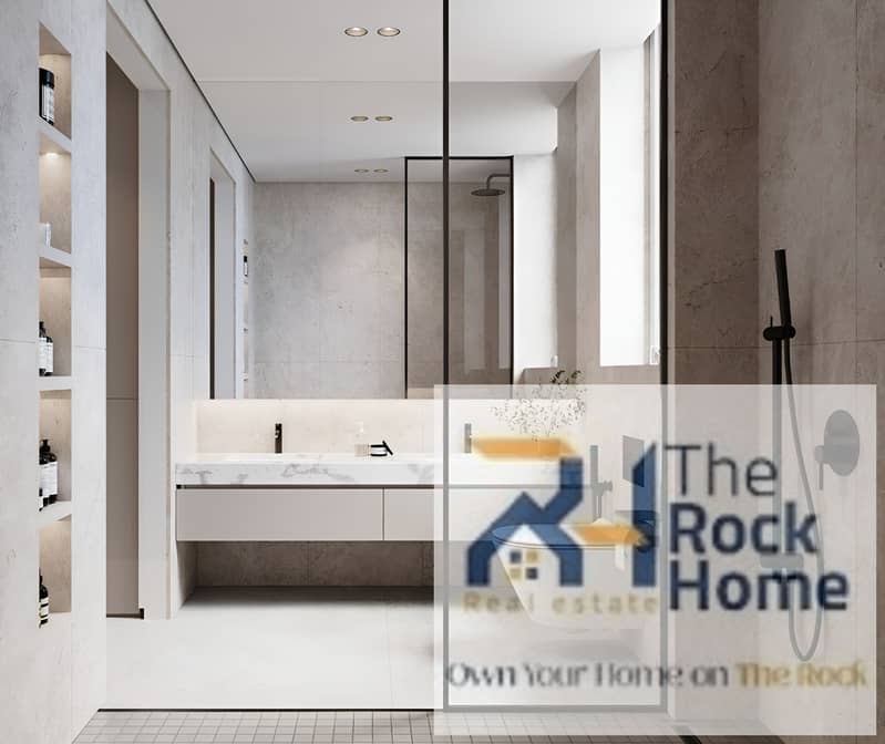 18 MASTER BATHROOM. jpg