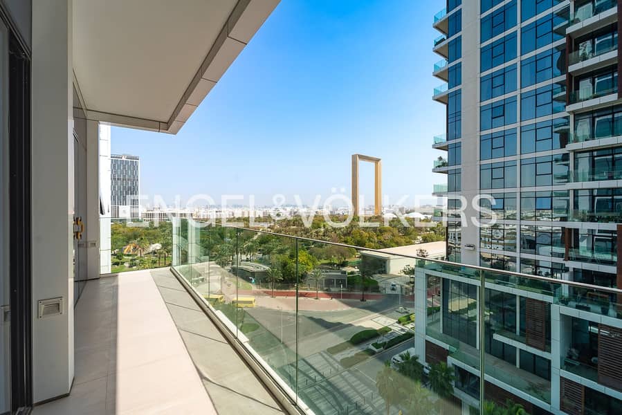 Prime Unit | Two Car Spaces | Iconic View Prime Unit | Two Car Spaces | Iconic View
