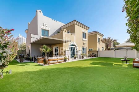 5 Bedroom Villa for Sale in Dubai Sports City, Dubai - Backing the Park | Fully Upgraded | Vacant Soon