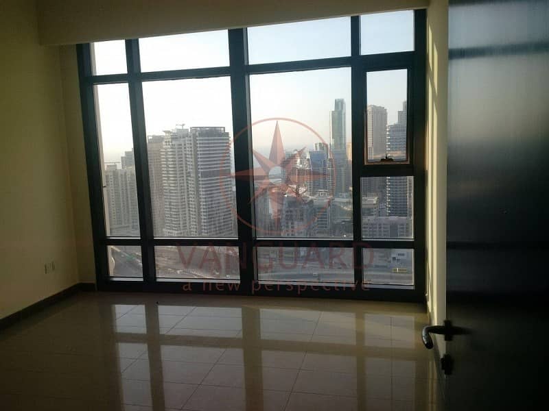 High Class Qualtiy 1 Bedroom for Rent in LAKESIDE RESIDENCES