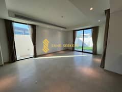 Hot Deal ! Ready To Occupy ! Stunning Villa