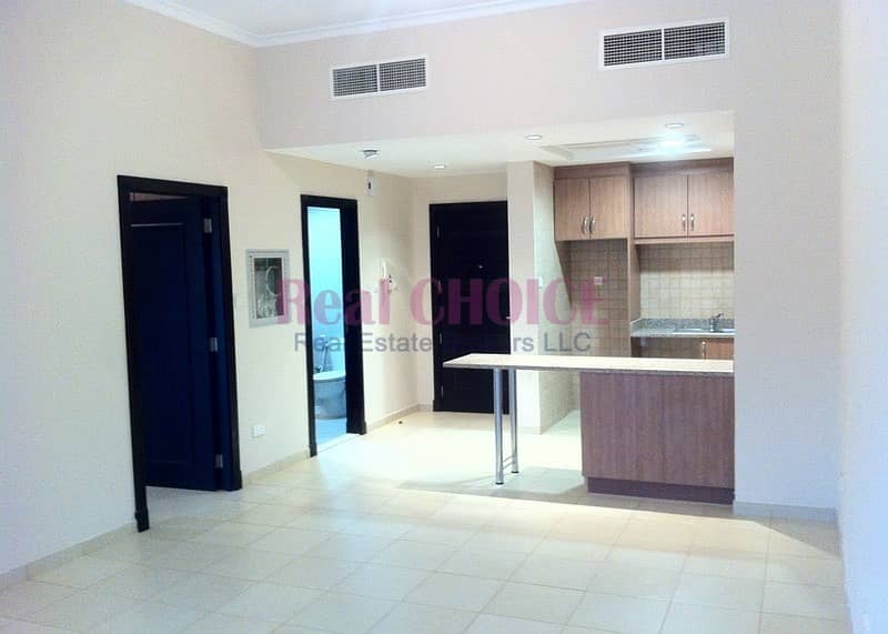 Payable in 4 Cheques|Vacant and ready to move in Payable in 4 Cheques|Vacant and ready to move in