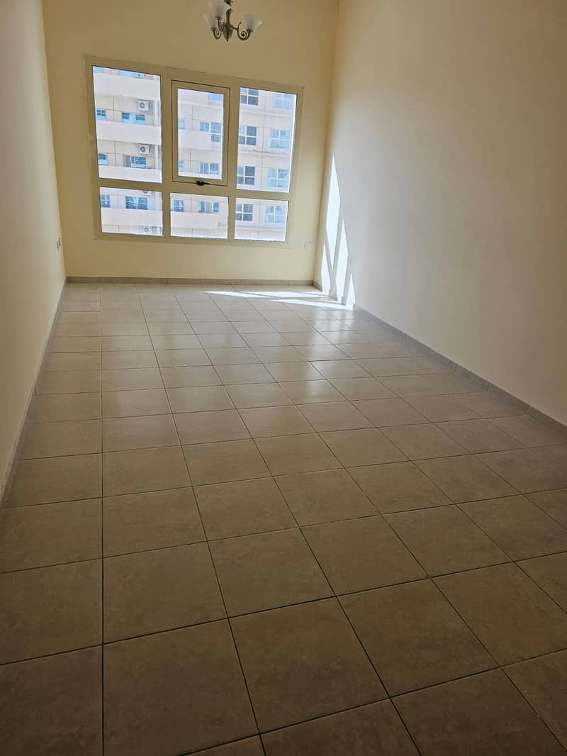 2 HALL 1611. jpg
