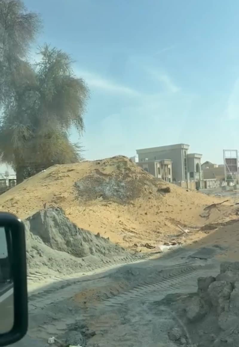 4 al helliow. jpg
